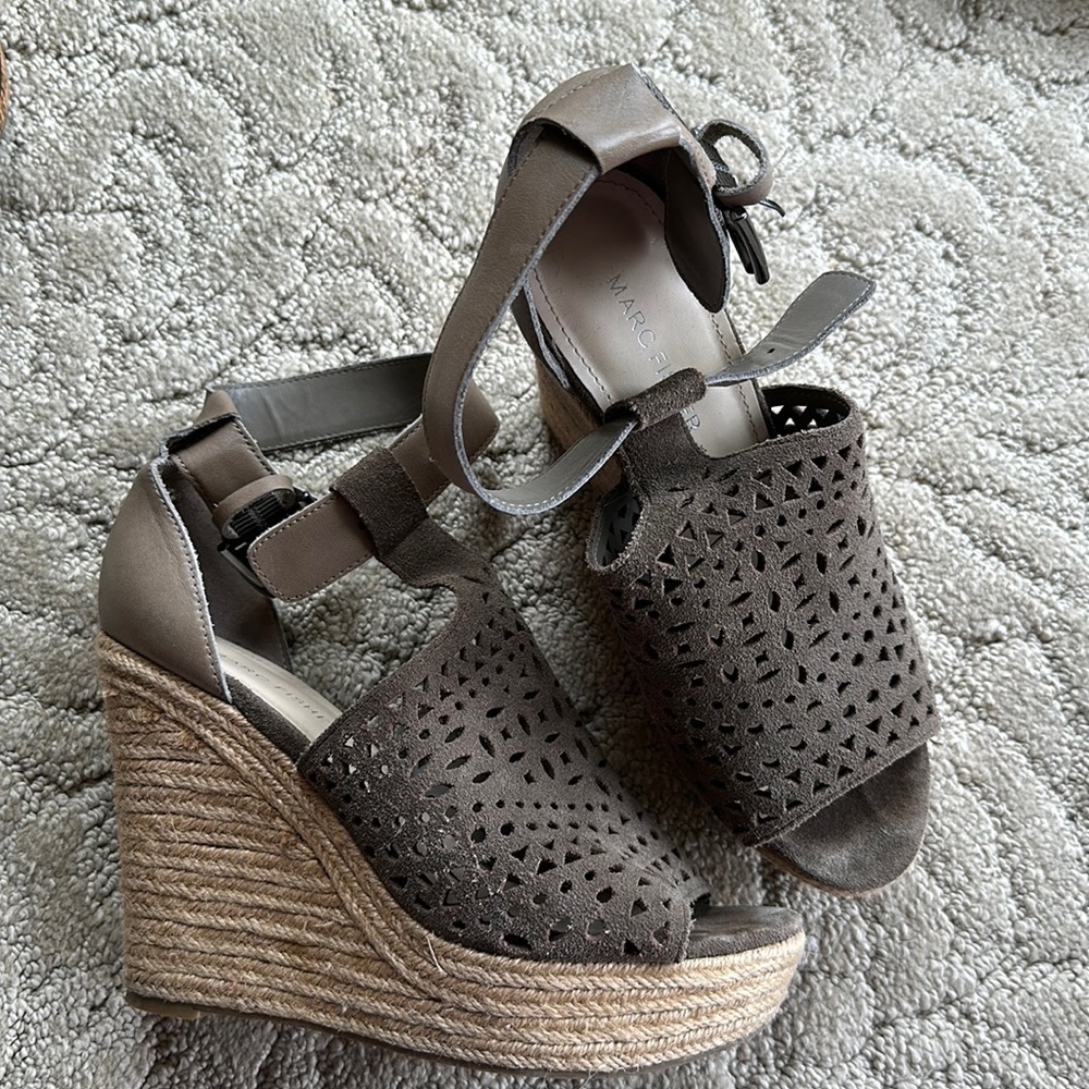 Marc Fisher Wedges Women’s Size 7.5